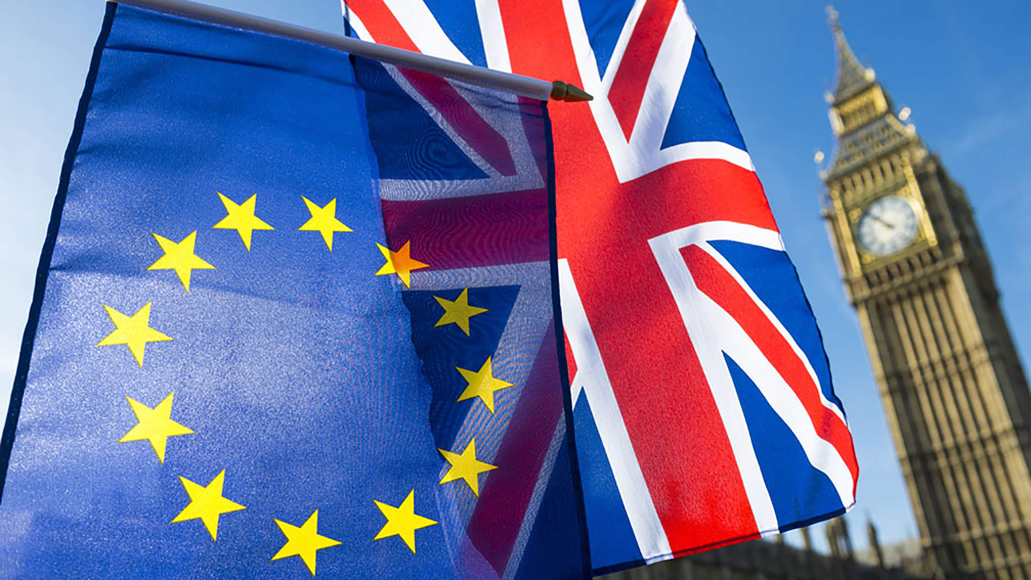 Insbesondere gilt es, die Logistikkette sorgfältig zu prüfen und Sendungen von und nach Großbritannien nach Möglichkeit zu konsolidieren Insbesondere gilt es, die Logistikkette sorgfältig zu prüfen und Sendungen von und nach Großbritannien nach Möglichkeit zu konsolidieren