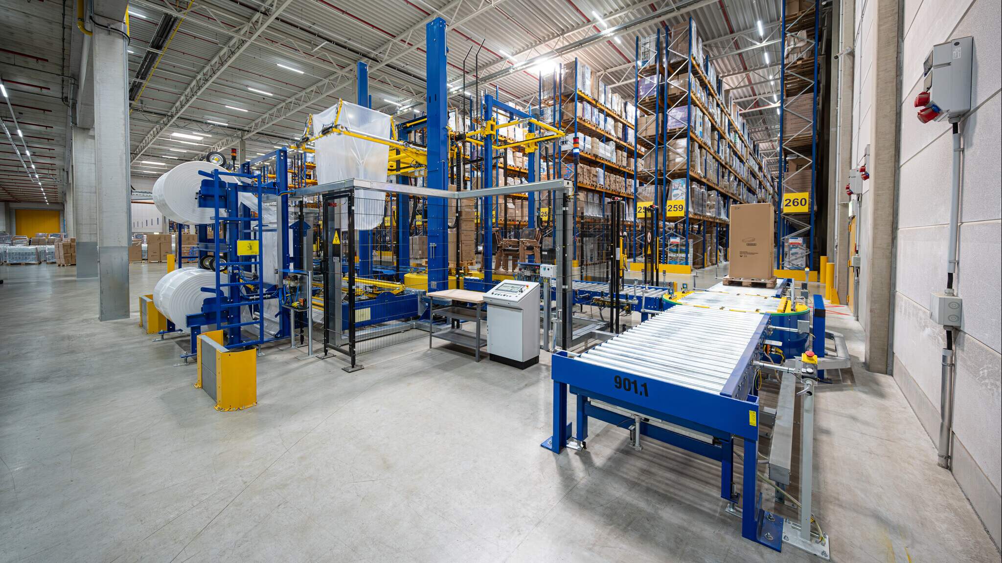 Die Anlage befindet sich direkt im Warehouse der DACHSER Niederlassung in Magdeburg.