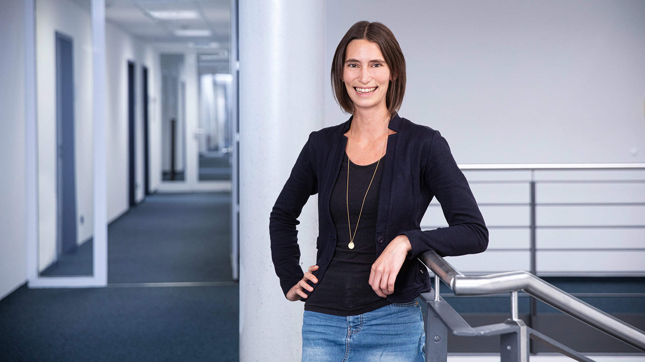 Claudia Beck leitet ein internationales Team in der Software-Entwicklung. (Bild: Matthias Sienz) Claudia Beck leitet ein internationales Team in der Software-Entwicklung. (Bild: Matthias Sienz)