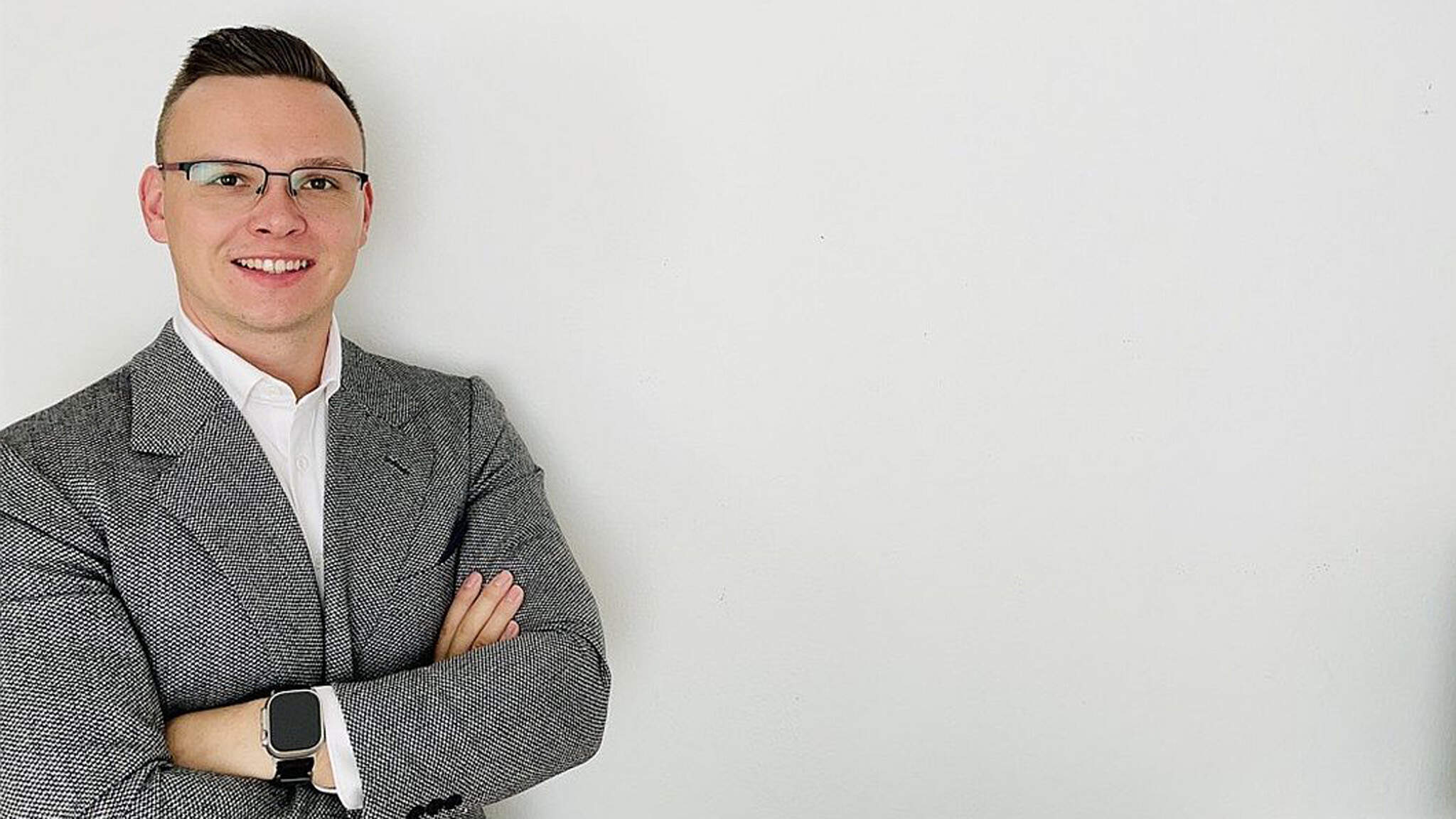 Philipp Arnold, Speditionsleiter im Logistikzentrum Tirol am Standort Stans Philipp Arnold, Speditionsleiter im Logistikzentrum Tirol am Standort Stans