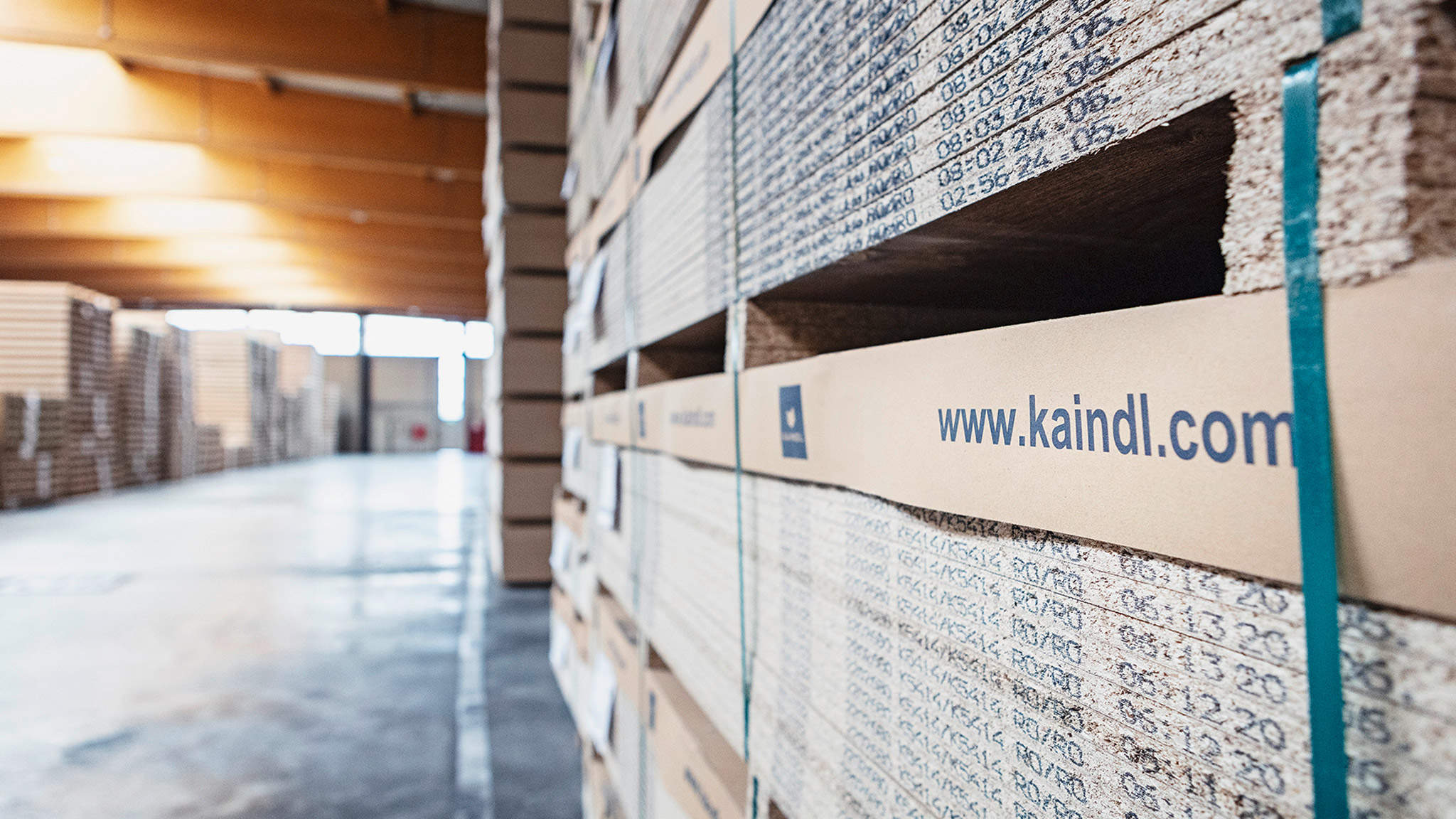 Logistik - Hotspot: der Kaindl-Megastore in Wals Logistik - Hotspot: der Kaindl-Megastore in Wals