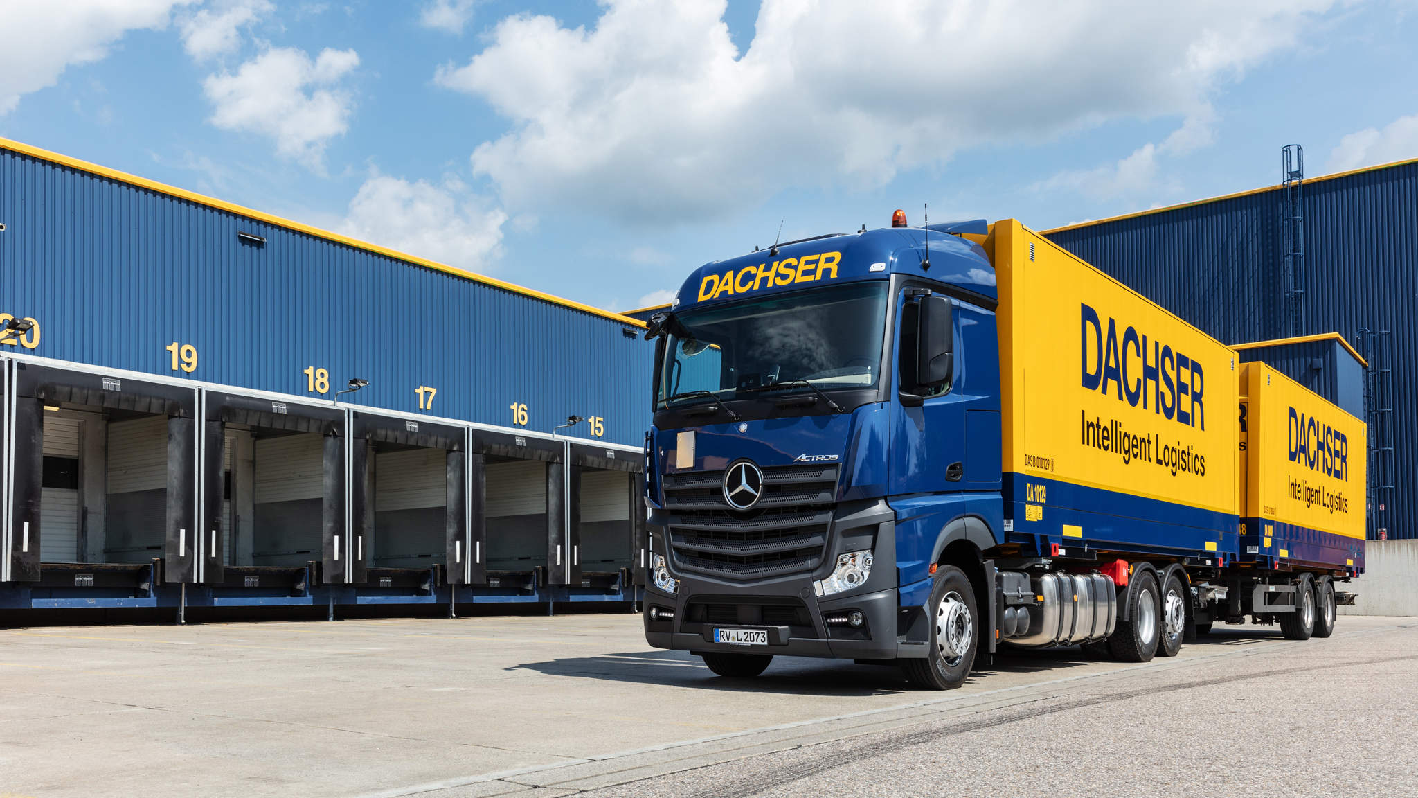 DACHSER wächst mit Augenmaß DACHSER wächst mit Augenmaß